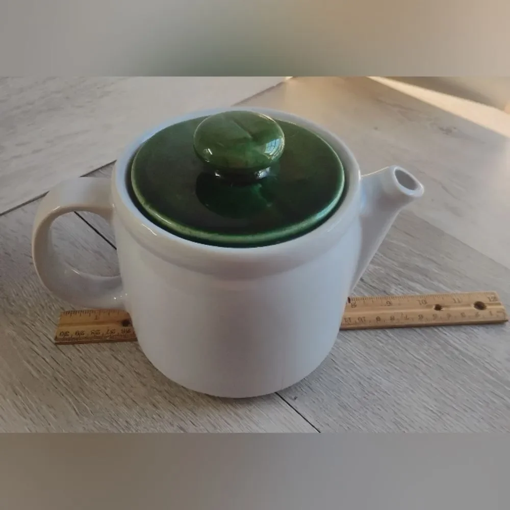 McCoy Teapot & Lid Clay Pottery Drip Glazed Vintage USA 5 Cups